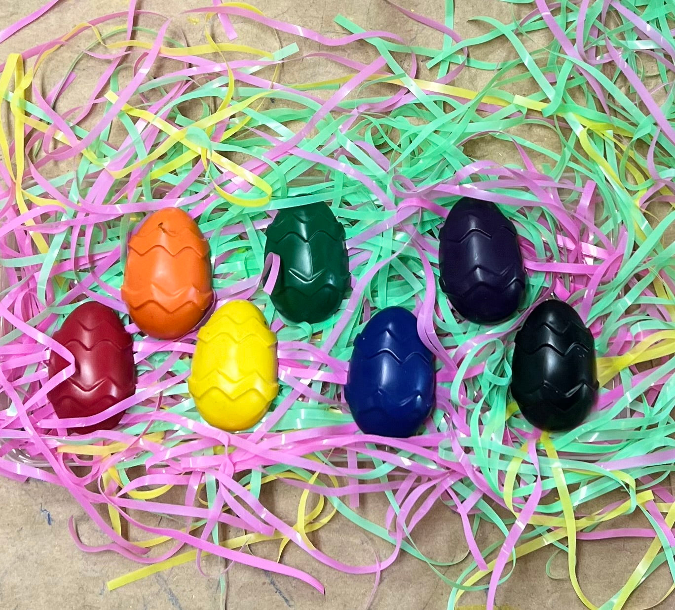 *Hunter's Creation* Easter Egg Crayons