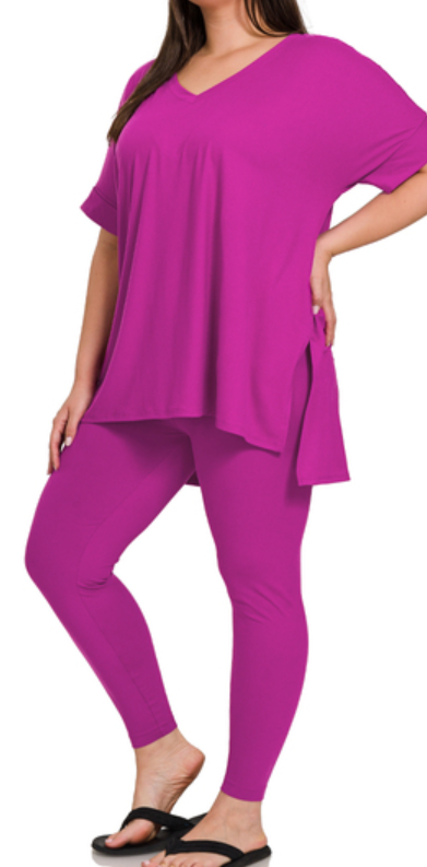 Light Plum Lounge Set w/V-Neck